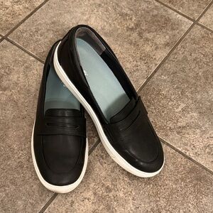 Dr. Scholl's Black Loafers